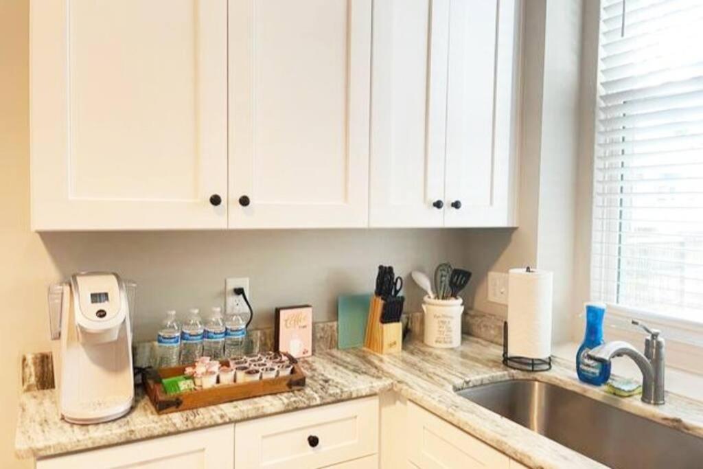 E1 Centrally Located In Carytown Fully Fenced Richmond Esterno foto